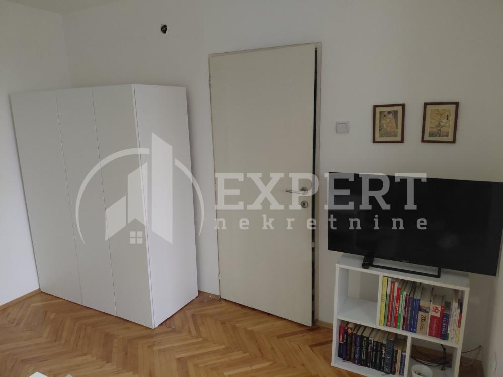 Slika 3 - Sinđelićev trg, Jednoiposoban stan za izdavanje, 38m2, 350€