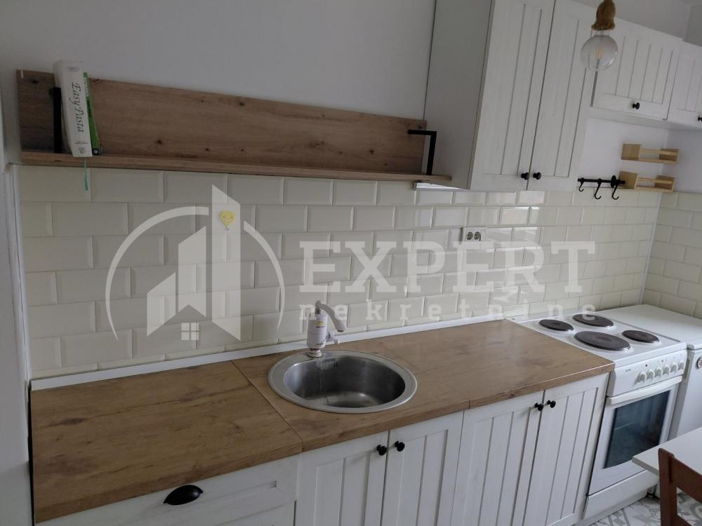 Slika 6 - Sinđelićev trg, Jednoiposoban stan za izdavanje, 38m2, 350€