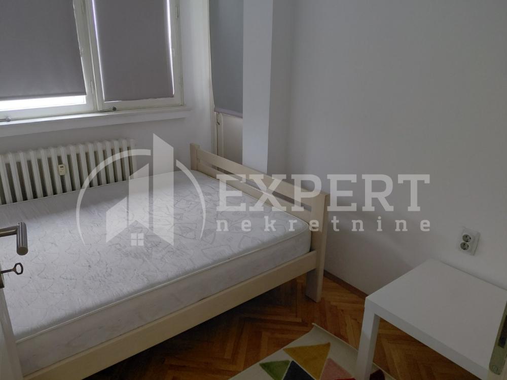 Slika 10 - Sinđelićev trg, Jednoiposoban stan za izdavanje, 38m2, 350€