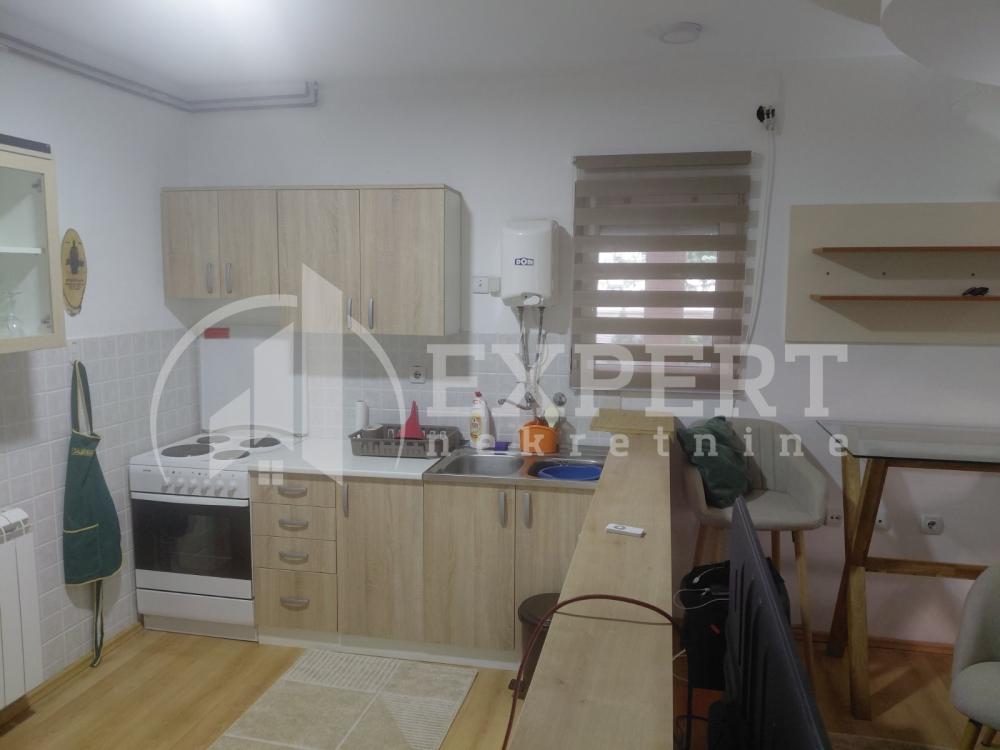 Slika 3 - Momčila Mitića, Jednosoban stan za izdavanje, 40m2, 300€