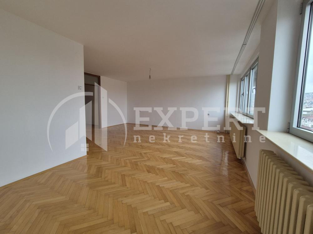 Glavna slika -Cara Dušana, Četvorosoban stan za izdavanje, 95m2, 600€