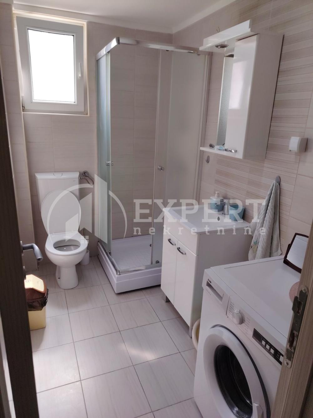 Slika 10 - 21. maja, Dvoiposoban stan za izdavanje, 55m2, 450€