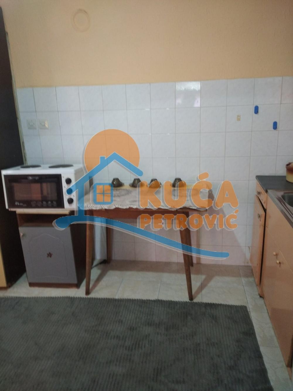 Slika 8 - Vardarska, Jednoiposoban stan za izdavanje, 45m2, 250€