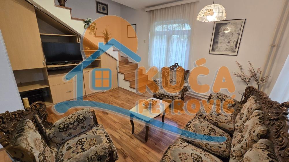 Slika 1 - Karadžićeva,  Kuća za izdavanje, 70m2, 390€