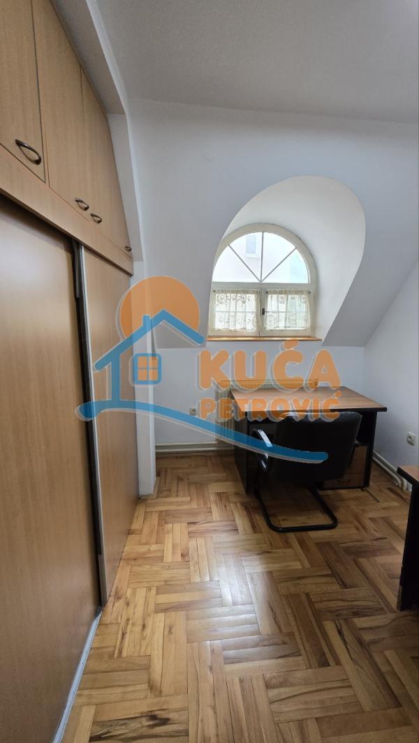 Slika 8 - Karadžićeva,  Kuća za izdavanje, 70m2, 390€