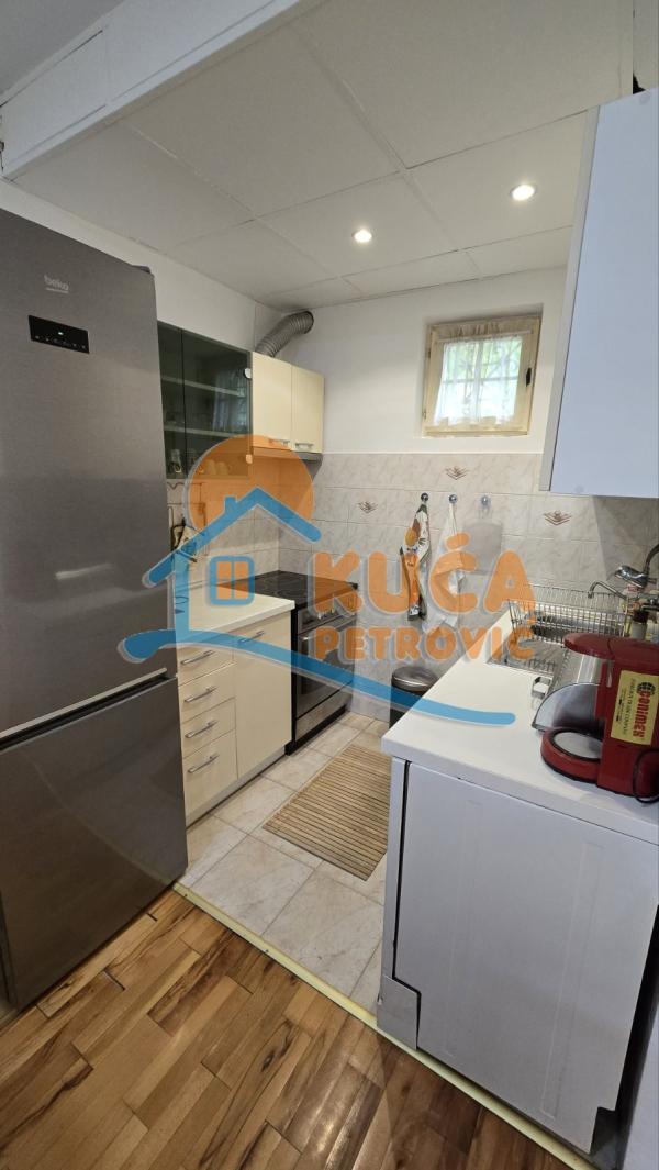 Slika 2 - Karadžićeva,  Kuća za izdavanje, 70m2, 390€