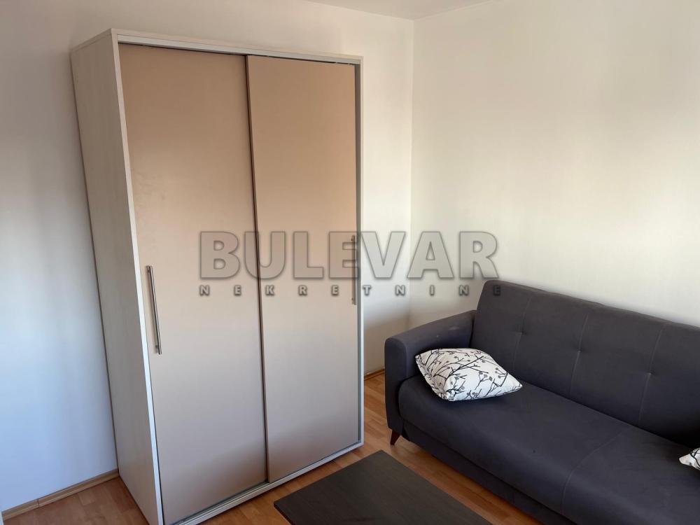 Slika 4 - Todora Milovanovića, Trosoban stan na prodaju, 75m2, 153.000€