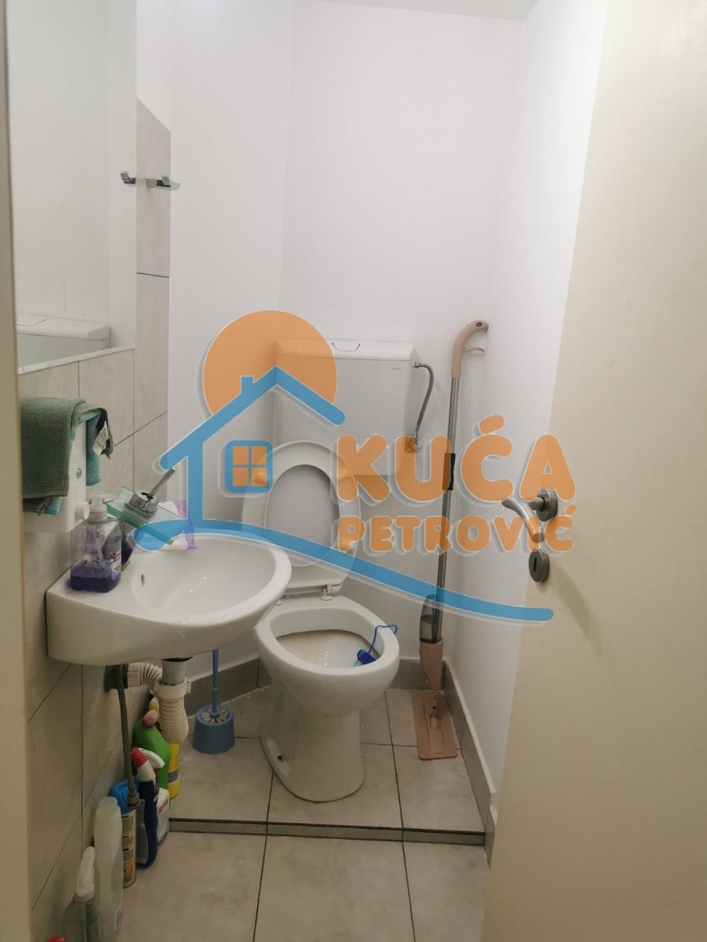 Slika 8 - Todora Milovanovića, Trosoban stan na prodaju, 75m2, 153.000€