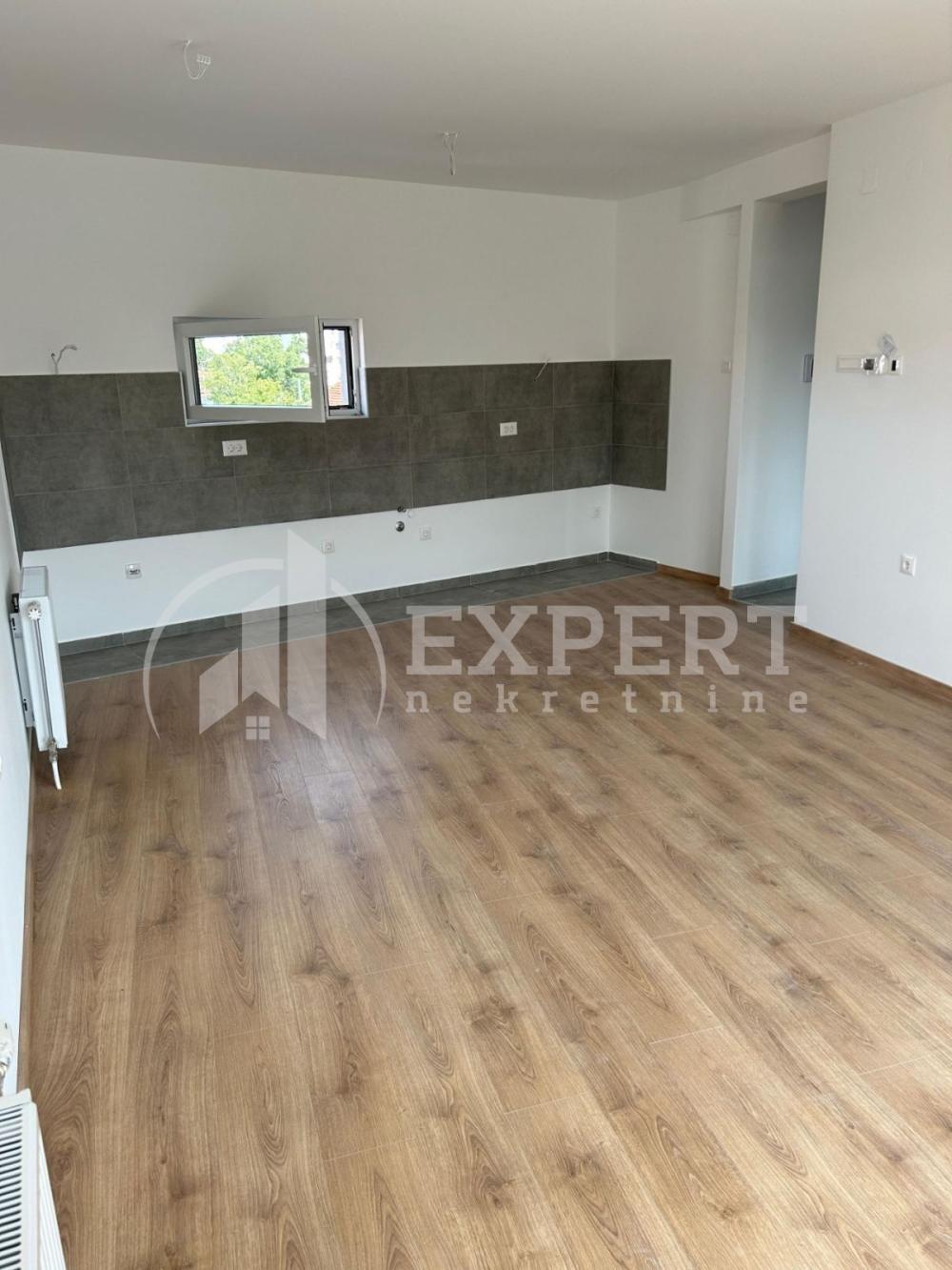 Slika 2 - Pantelejska, Dvoiposoban stan za izdavanje, 60m2, 350€
