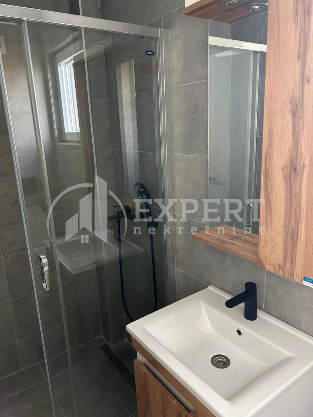 Slika 5 - Pantelejska, Dvoiposoban stan za izdavanje, 60m2, 350€