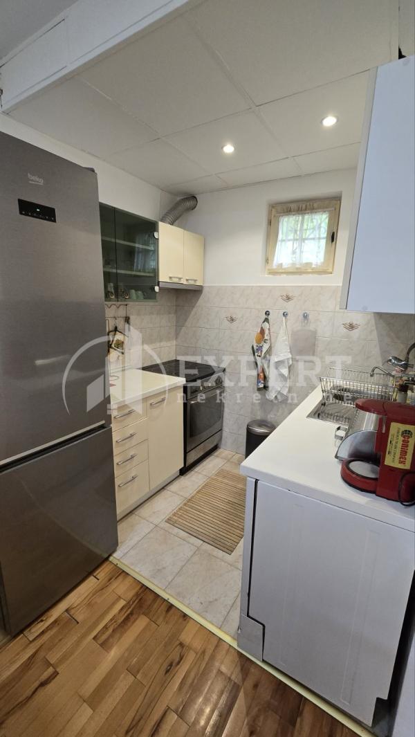 Slika 2 - Karadžićeva,  Kuća za izdavanje, 70m2, 390€