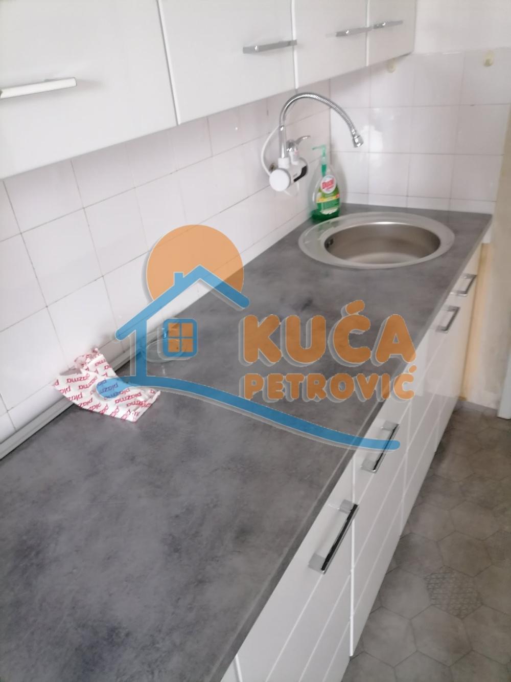 Slika 6 - Bulevar Nemanjića, Trosoban stan za izdavanje, 80m2, 400€