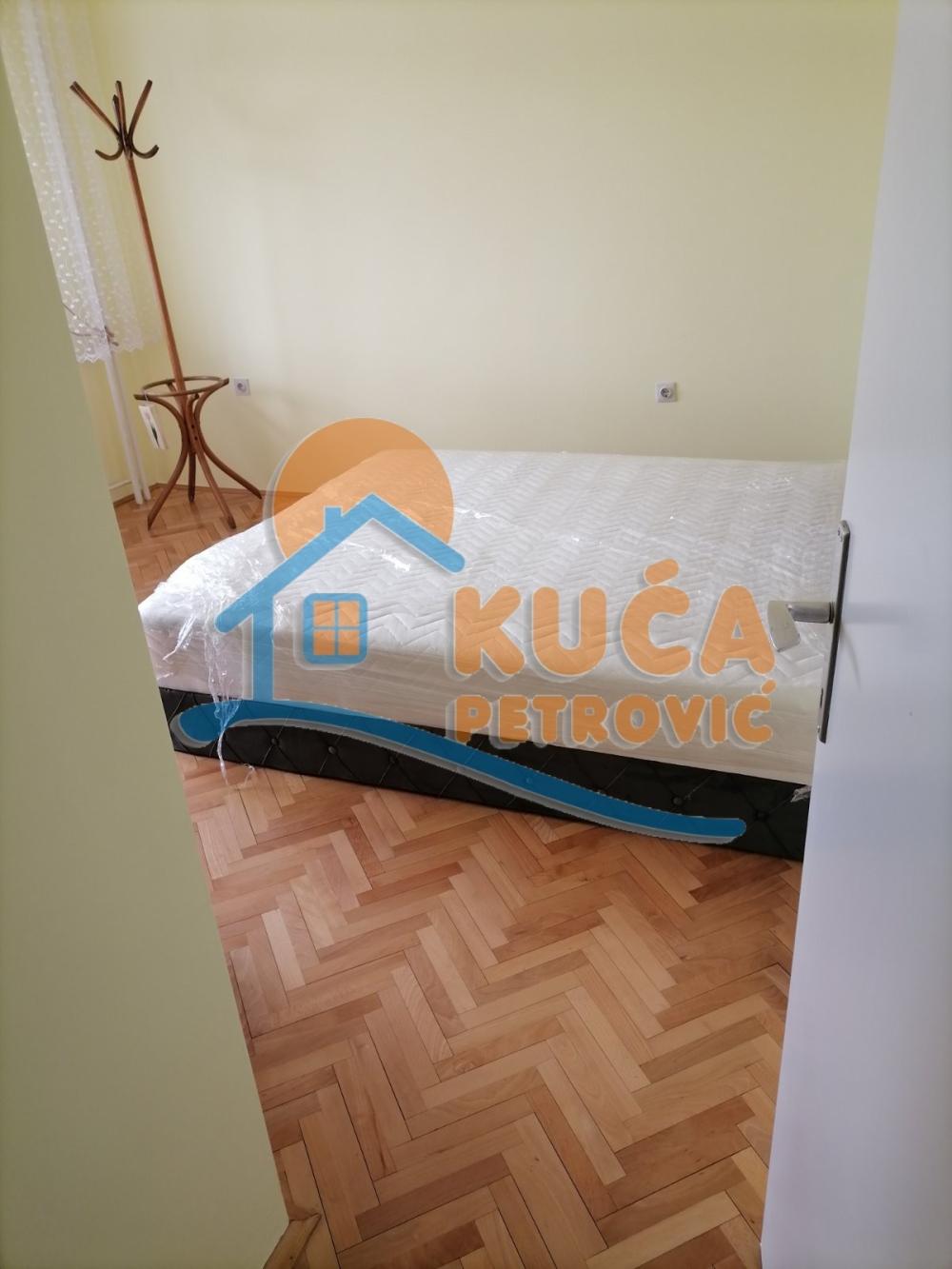 Slika 9 - Bulevar Nemanjića, Trosoban stan za izdavanje, 80m2, 400€