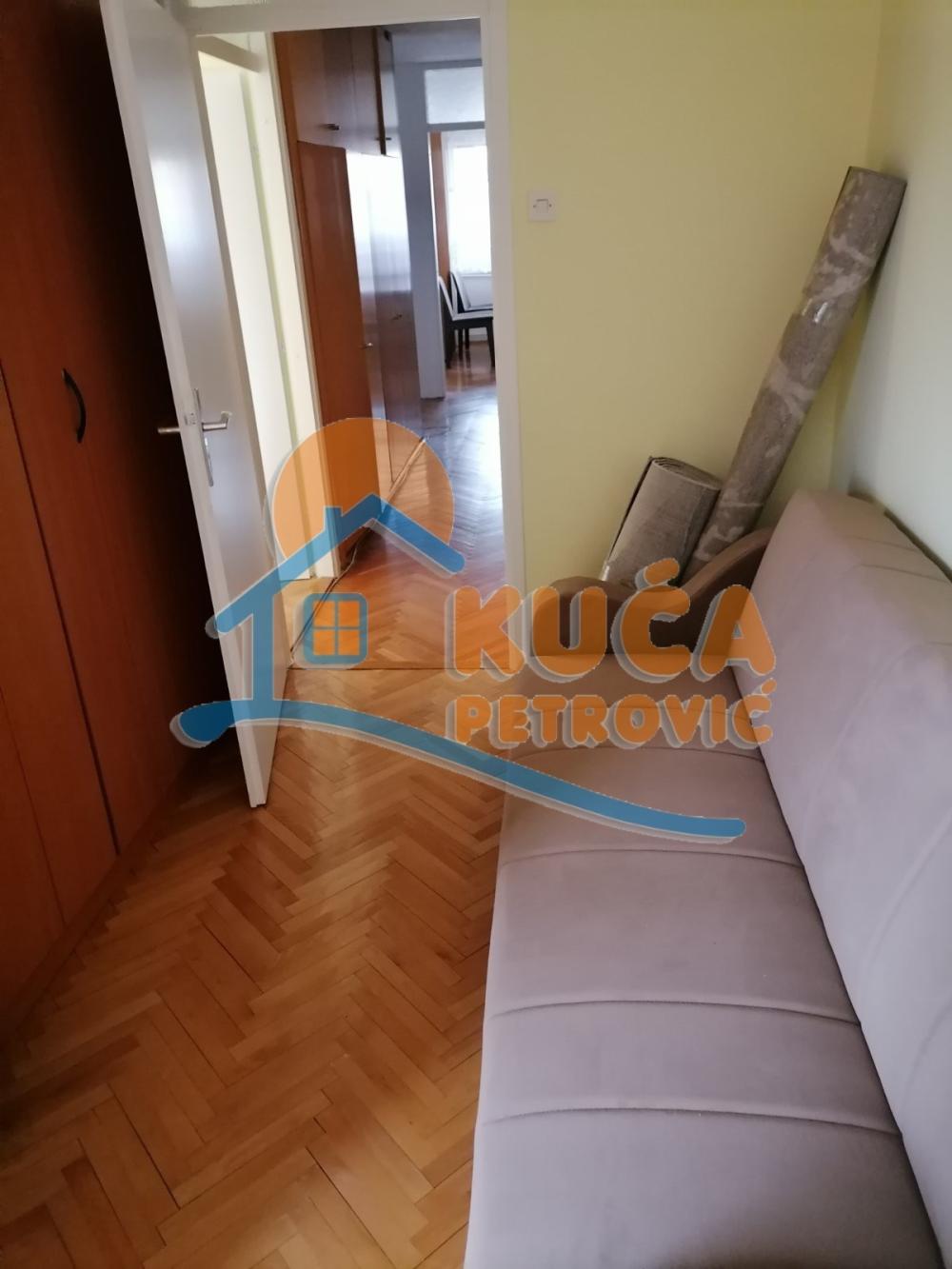 Slika 11 - Bulevar Nemanjića, Trosoban stan za izdavanje, 80m2, 400€