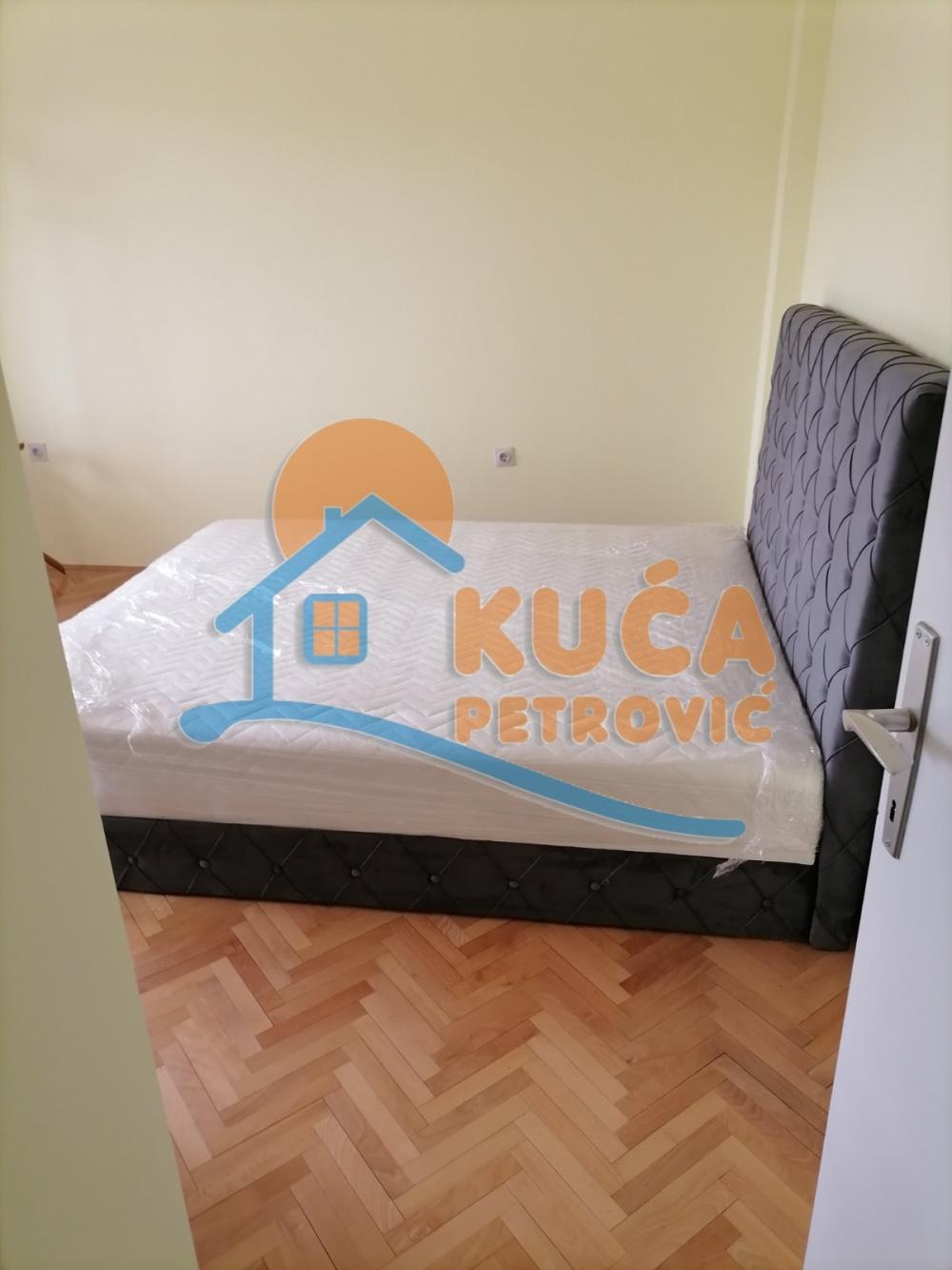 Slika 8 - Bulevar Nemanjića, Trosoban stan za izdavanje, 80m2, 400€