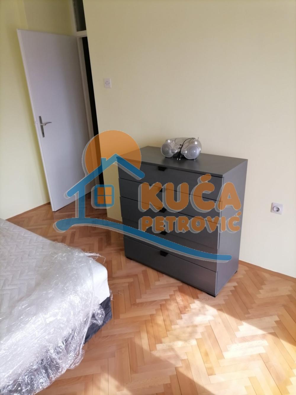 Slika 10 - Bulevar Nemanjića, Trosoban stan za izdavanje, 80m2, 400€