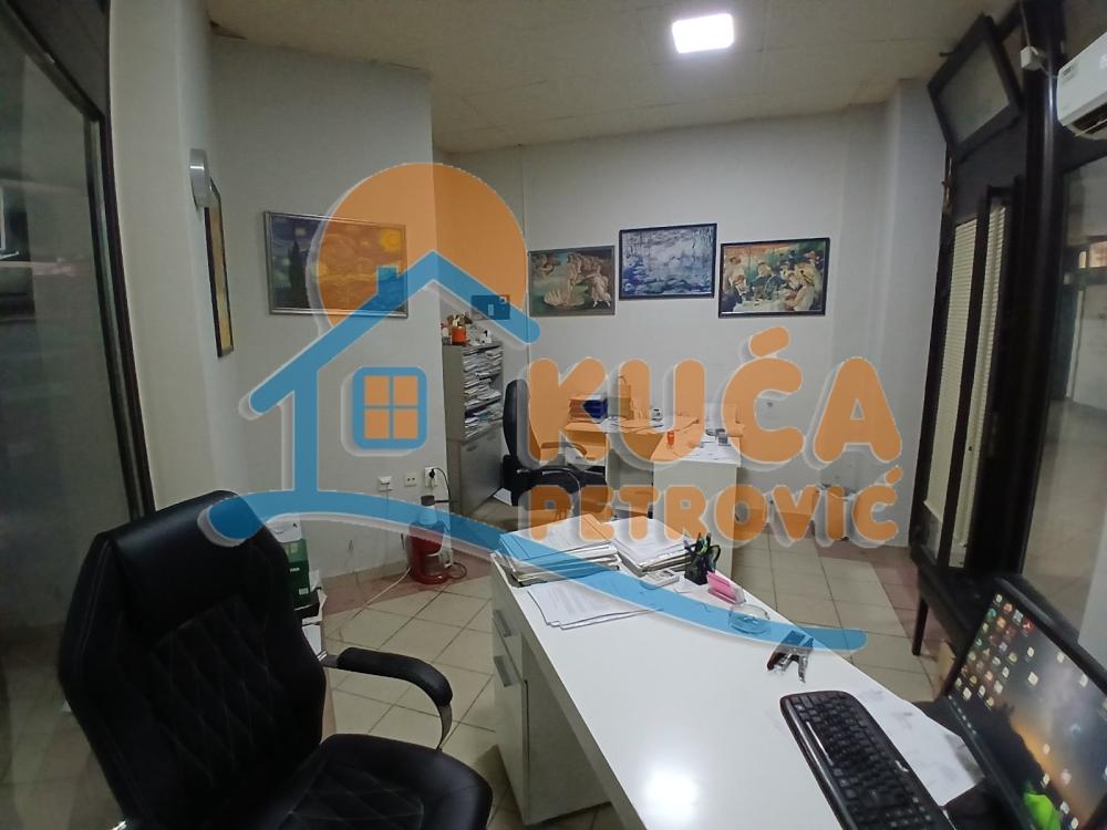 Slika 2 - Cara Dušana,  Lokal na prodaju, 16m2, 20.000€