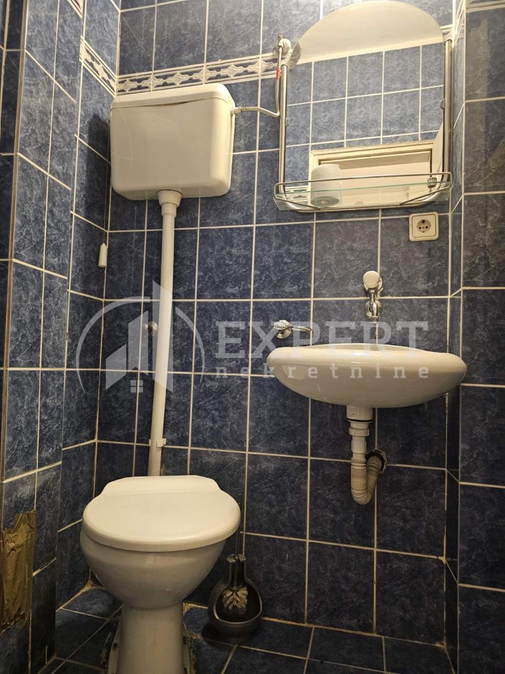 Slika 9 - Kneza Mihaila Obrenovića, Dvosoban stan na prodaju, 60m2, 100.000€