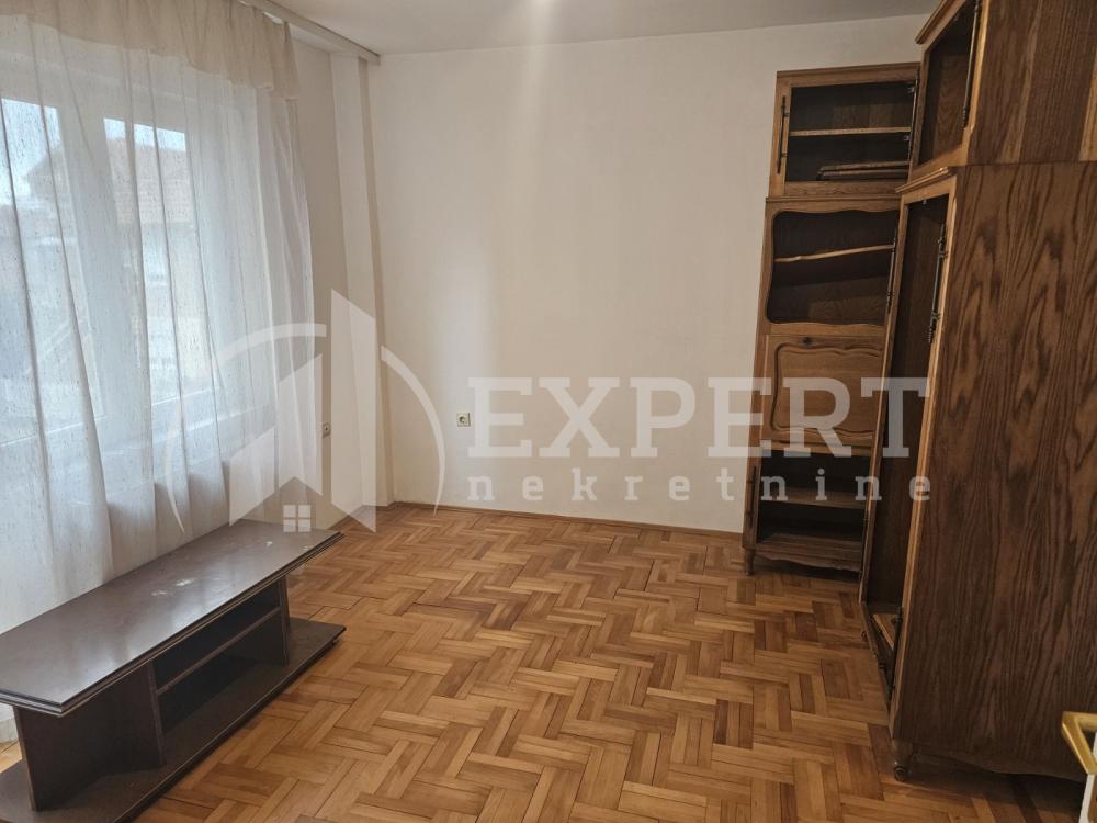 Slika 4 - Kneza Mihaila Obrenovića, Dvosoban stan na prodaju, 60m2, 100.000€