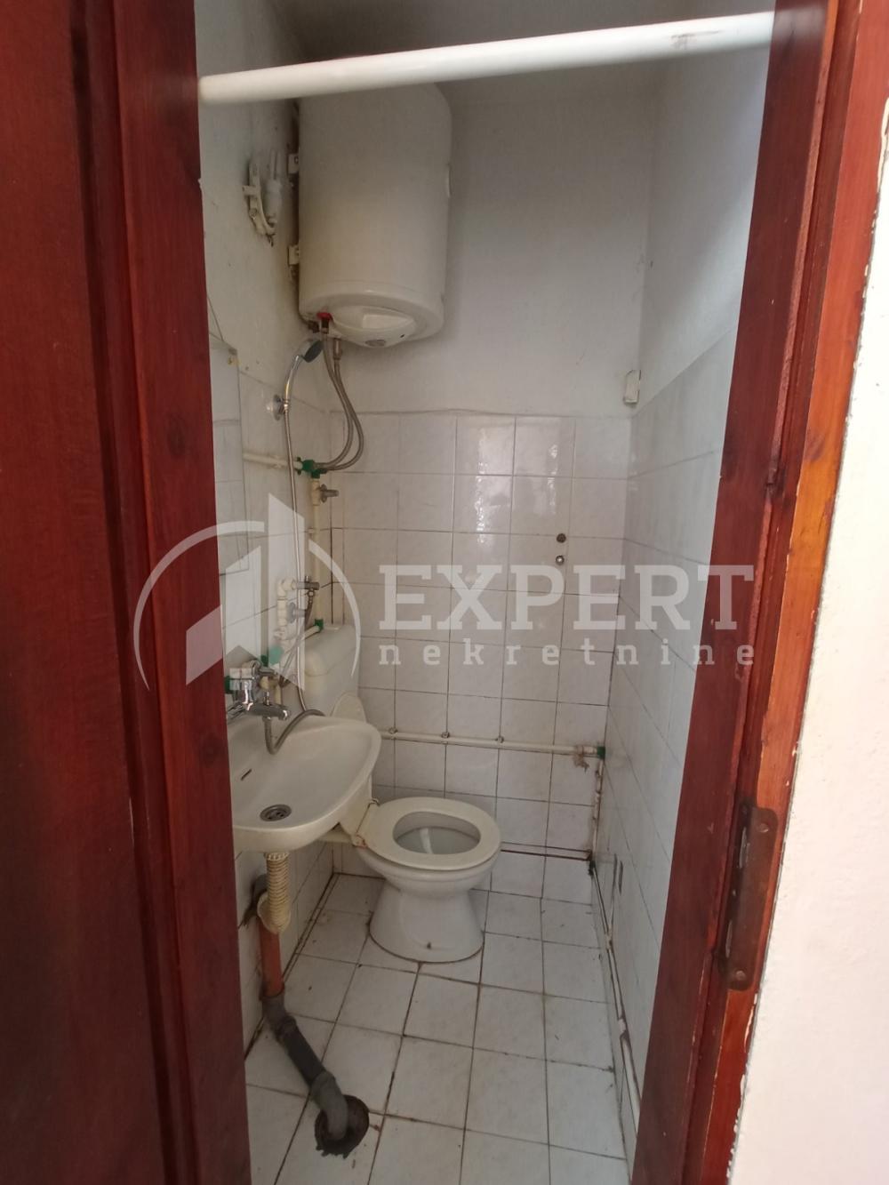 Slika 10 - Vardarska, Jednoiposoban stan za izdavanje, 45m2, 250€