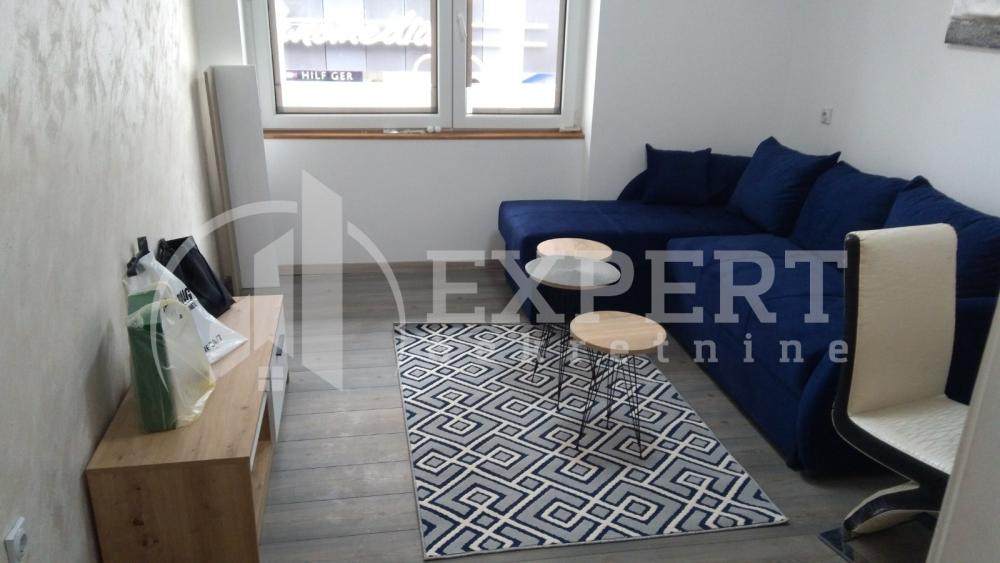 Slika 7 - Obrenovićeva, Jednosoban stan za izdavanje, 41m2, 350€