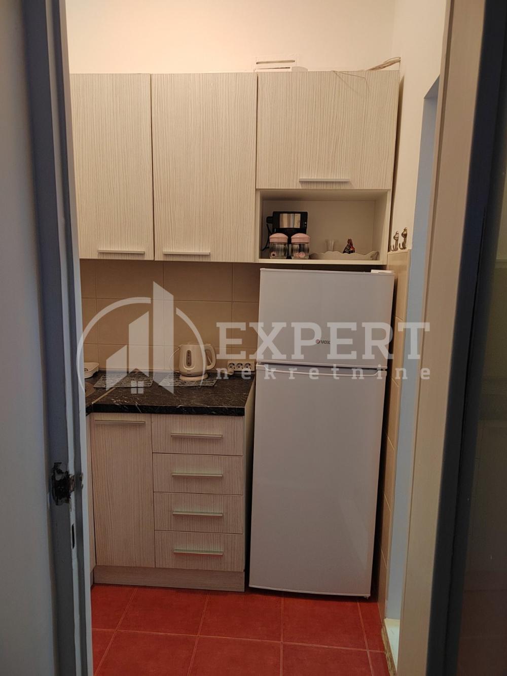 Slika 3 - Obrenovićeva, Jednosoban stan za izdavanje, 41m2, 350€