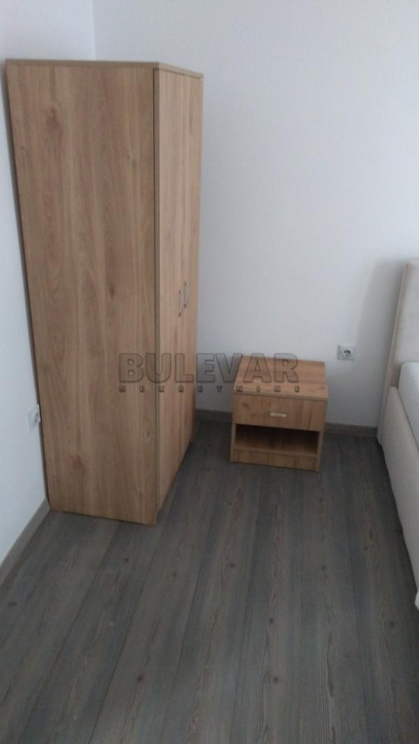 Slika 10 - Obrenovićeva, Jednosoban stan za izdavanje, 41m2, 350€