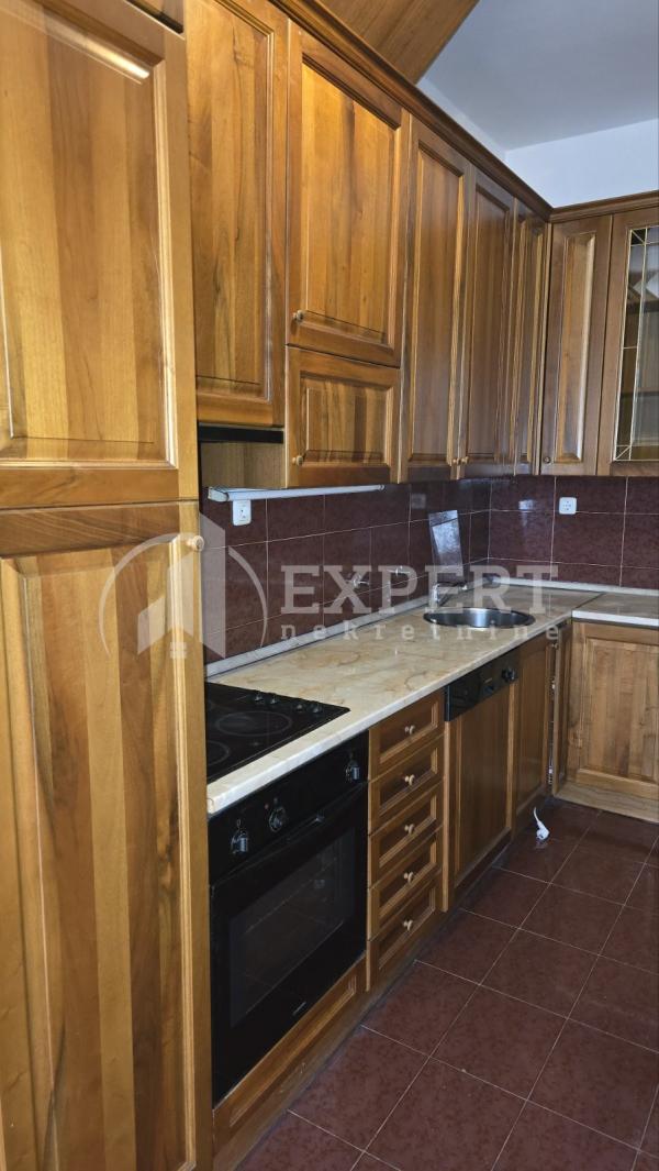 Slika 10 - Mije Petrovića, Četvorosoban stan za izdavanje, 122m2, 1.000€