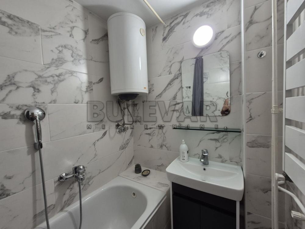 Slika 8 - Vojvode Tankosića, Troiposoban stan za izdavanje, 90m2, 500€