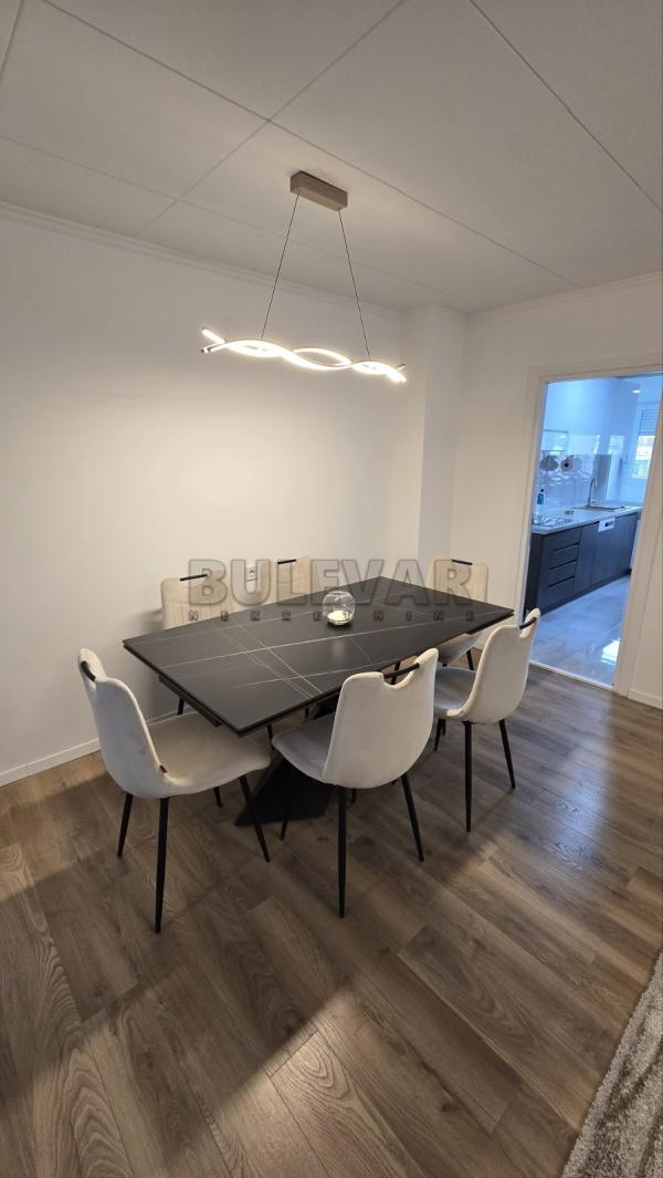 Slika 6 - Bulevar Nemanjića, Troiposoban stan za izdavanje, 65m2, 600€