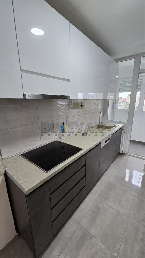 Slika 5 - Bulevar Nemanjića, Troiposoban stan za izdavanje, 65m2, 600€