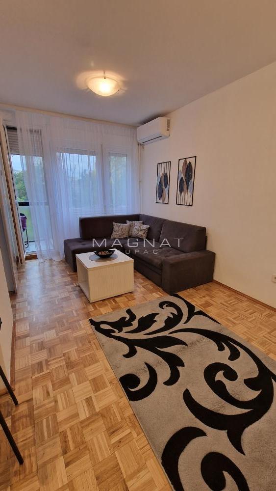 Glavna slika -Aleksinačkih rudara, Jednoiposoban stan za izdavanje, 39m2, 650€