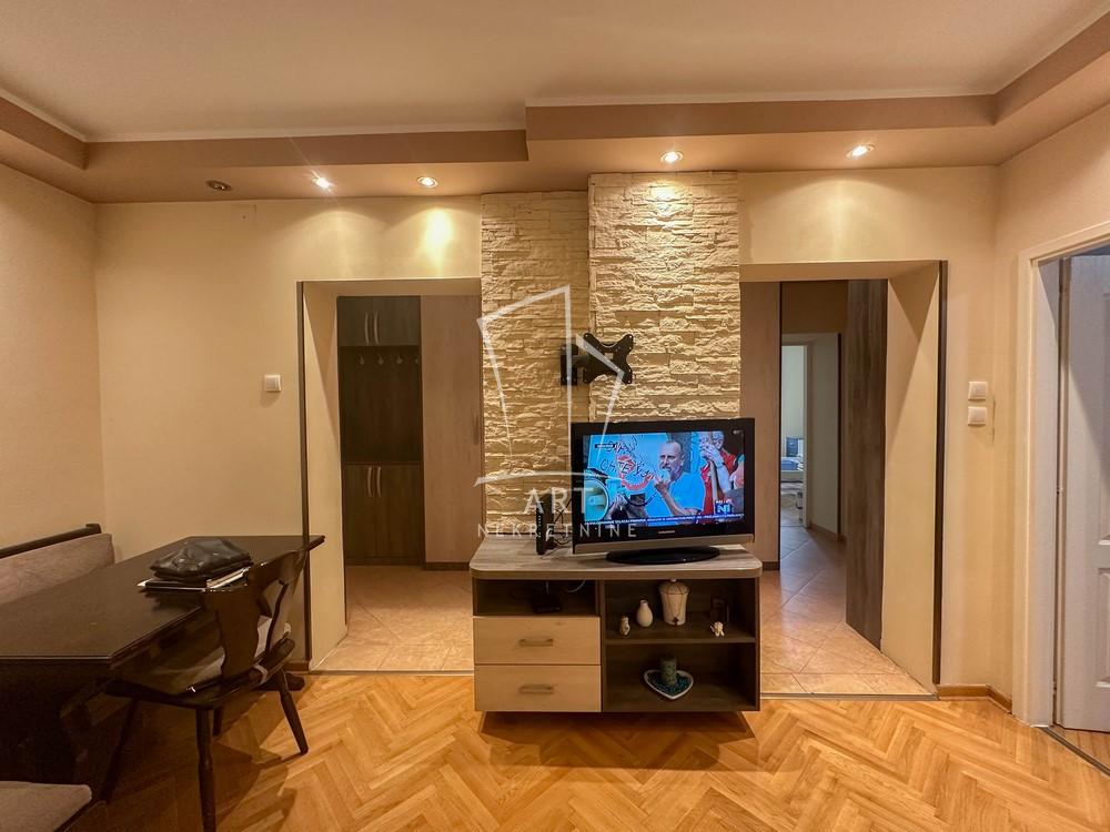 Slika 2 - Branka Krsmanovića, Trosoban stan na prodaju, 66m2, 199.000€