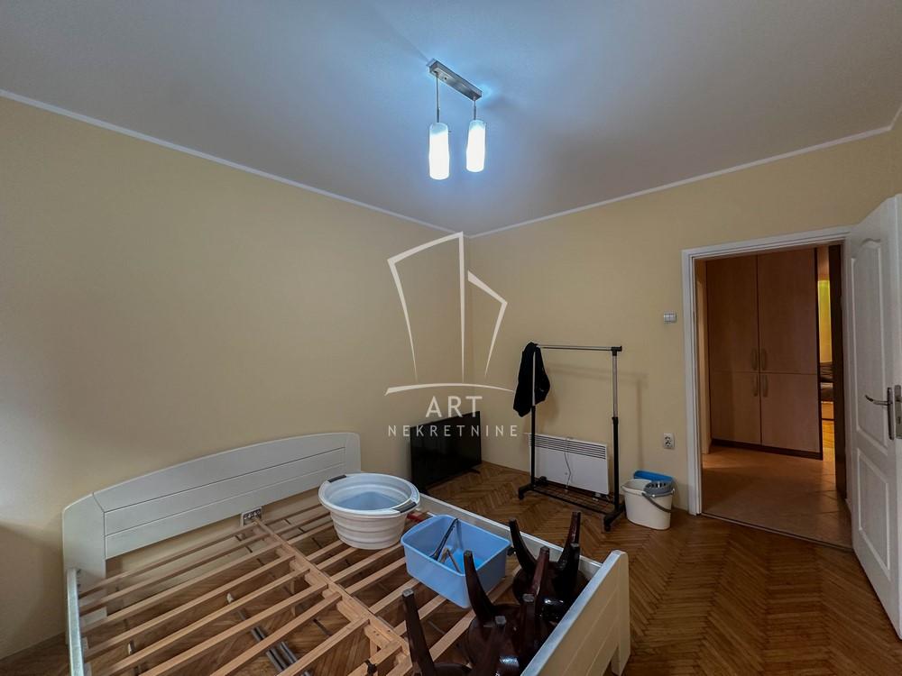 Slika 7 - Branka Krsmanovića, Trosoban stan na prodaju, 66m2, 199.000€