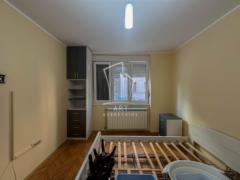 Slika 8 - Branka Krsmanovića, Trosoban stan na prodaju, 66m2, 199.000€