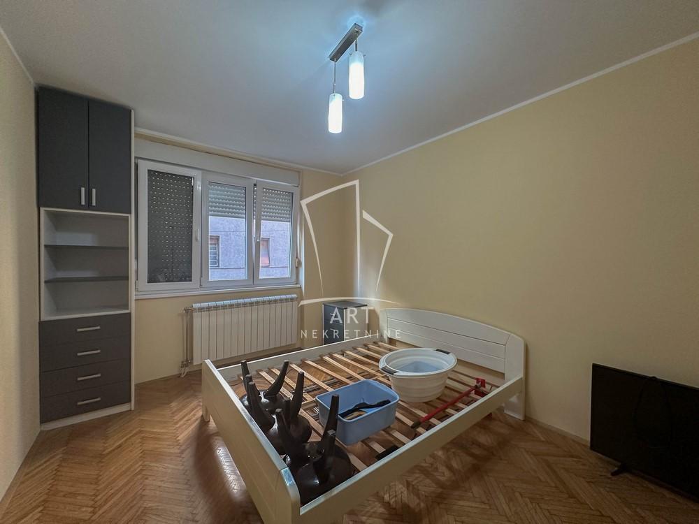 Slika 9 - Branka Krsmanovića, Trosoban stan na prodaju, 66m2, 199.000€