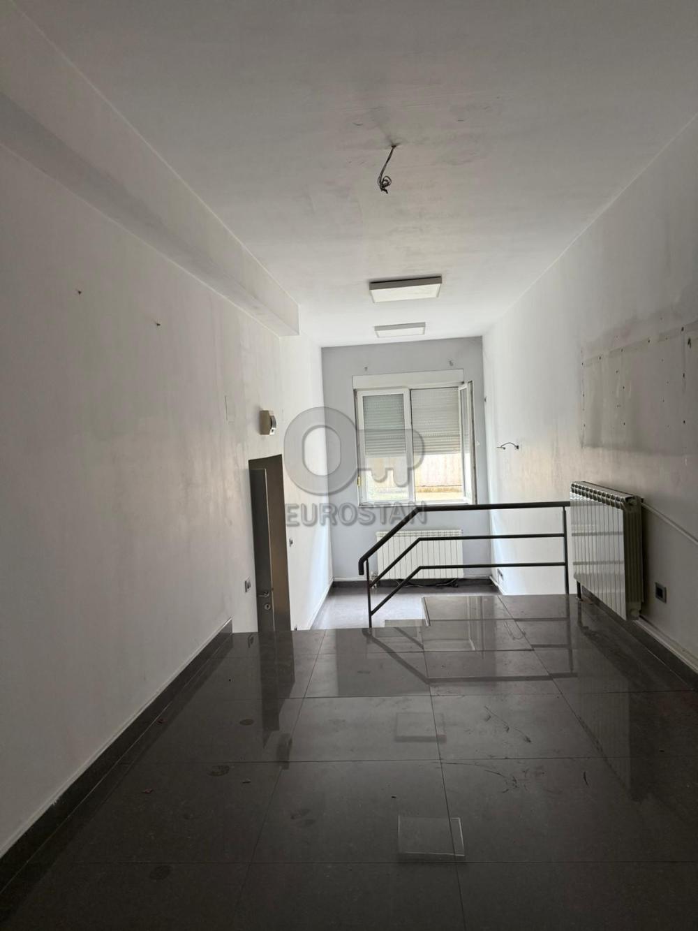 Slika 3 - Južni bulevar, Petosoban stan za izdavanje, 103m2, 2.600€