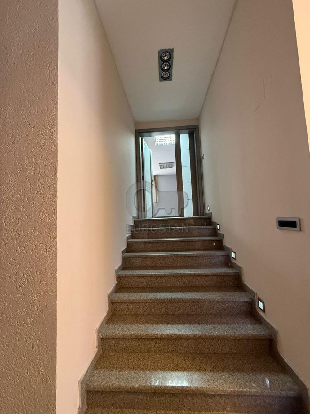 Slika 6 - Južni bulevar, Petosoban stan za izdavanje, 103m2, 2.600€