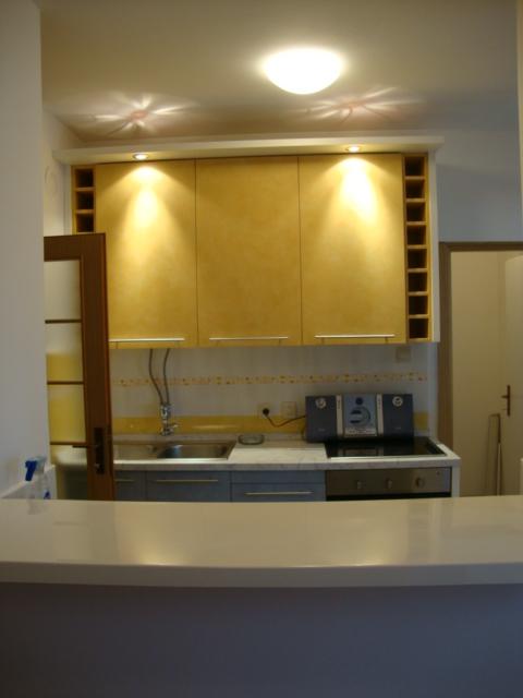 Slika 4 - Bulevar Arsenija Čarnojevića, Trosoban stan za izdavanje, 92m2, 1.000€