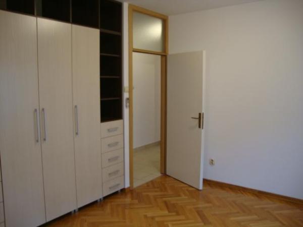 Slika 10 - Bulevar Arsenija Čarnojevića, Trosoban stan za izdavanje, 92m2, 1.000€