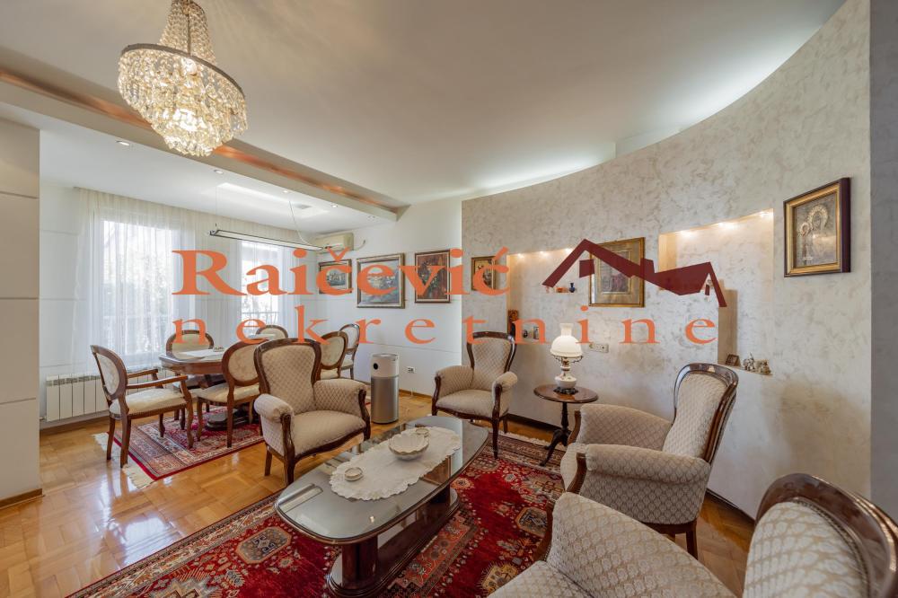 Slika 2 - Radoja Domanovica, Četvorosoban stan na prodaju, 112m2, 465.000€