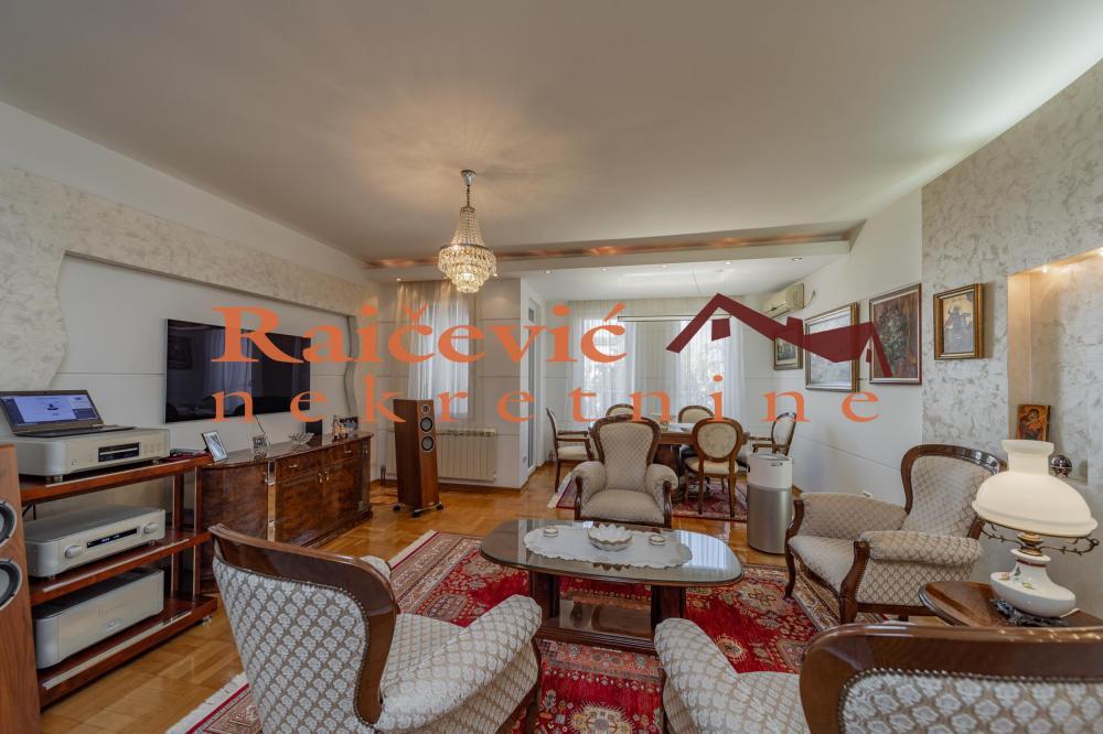 Glavna slika -Radoja Domanovica, Četvorosoban stan na prodaju, 112m2, 465.000€