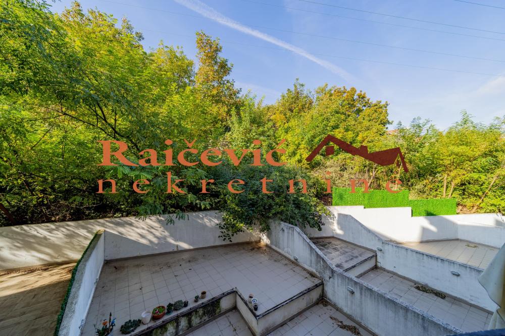 Slika 5 - Jovanke Radakovic, Dvosoban stan na prodaju, 50m2, 140.000€