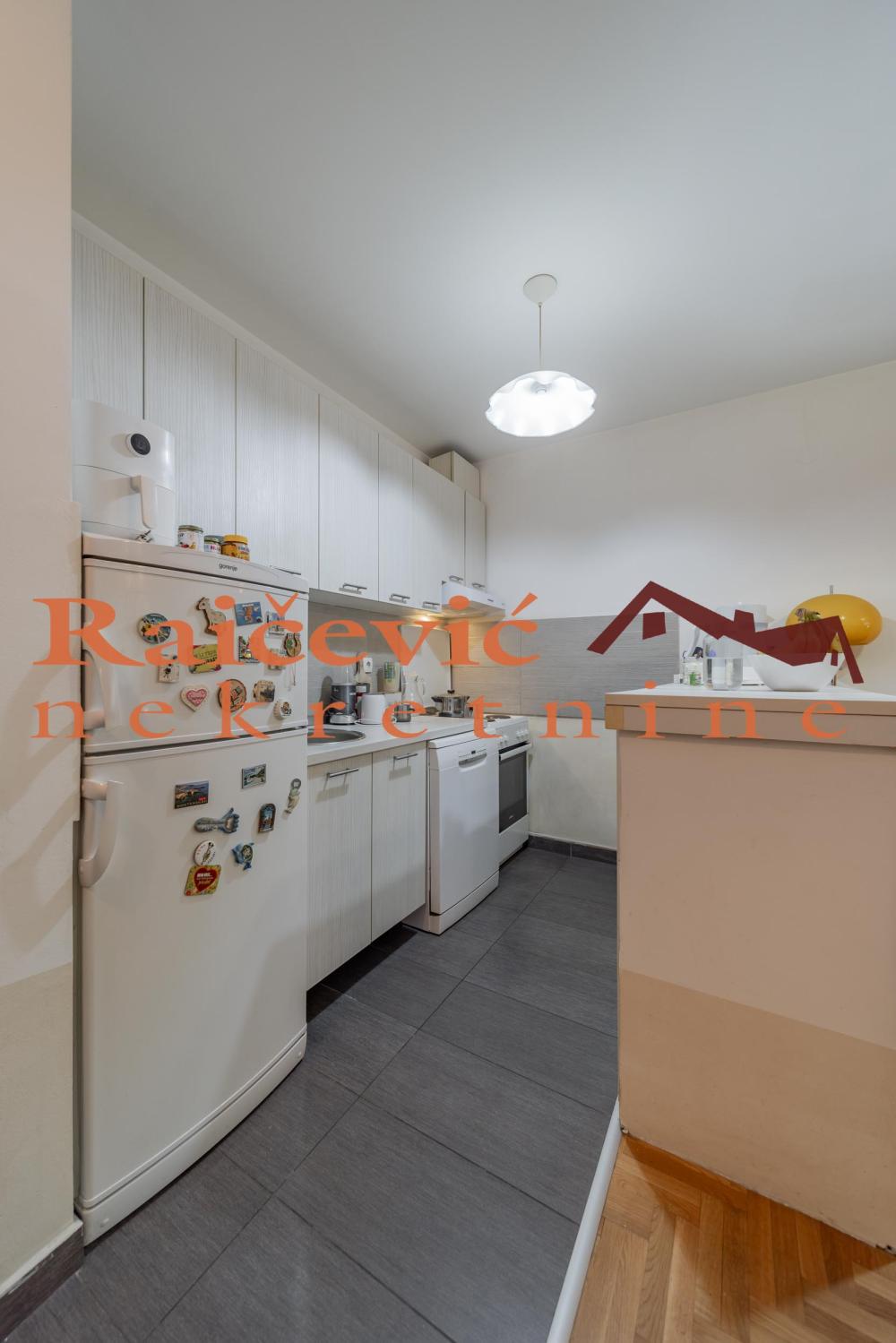 Slika 8 - Jovanke Radakovic, Dvosoban stan na prodaju, 50m2, 140.000€