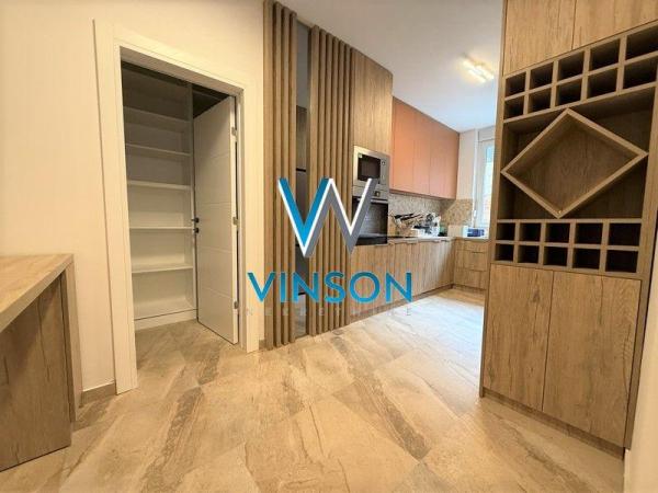 Slika 11 - Četvorosoban stan za izdavanje, 170m2, 1.800€