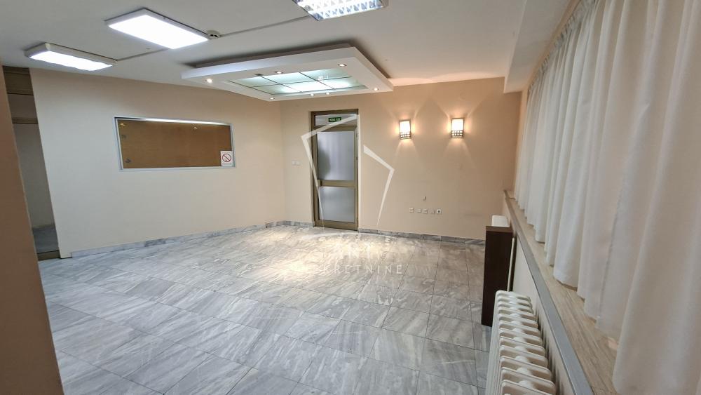 Slika 1 - Uzun Mirkova,  Lokal za izdavanje, 35m2, 400€