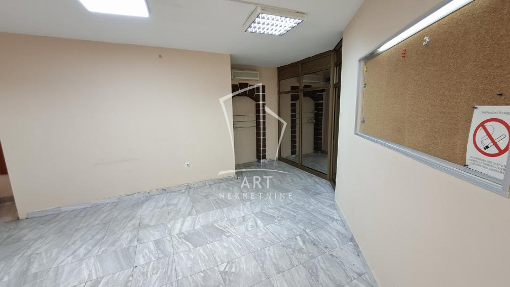 Slika 2 - Uzun Mirkova,  Lokal za izdavanje, 35m2, 400€