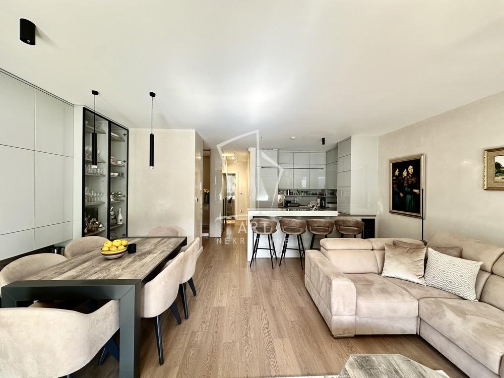 Slika 5 - Omladinskih brigada, Četvorosoban stan na prodaju, 113m2, 495.000€