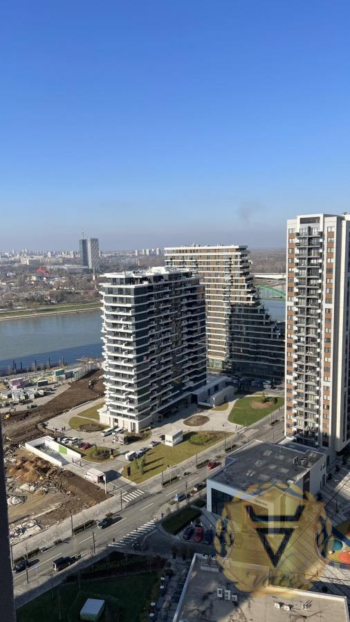 Slika 1 - Dvosoban stan za izdavanje, 56m2, 1.300€