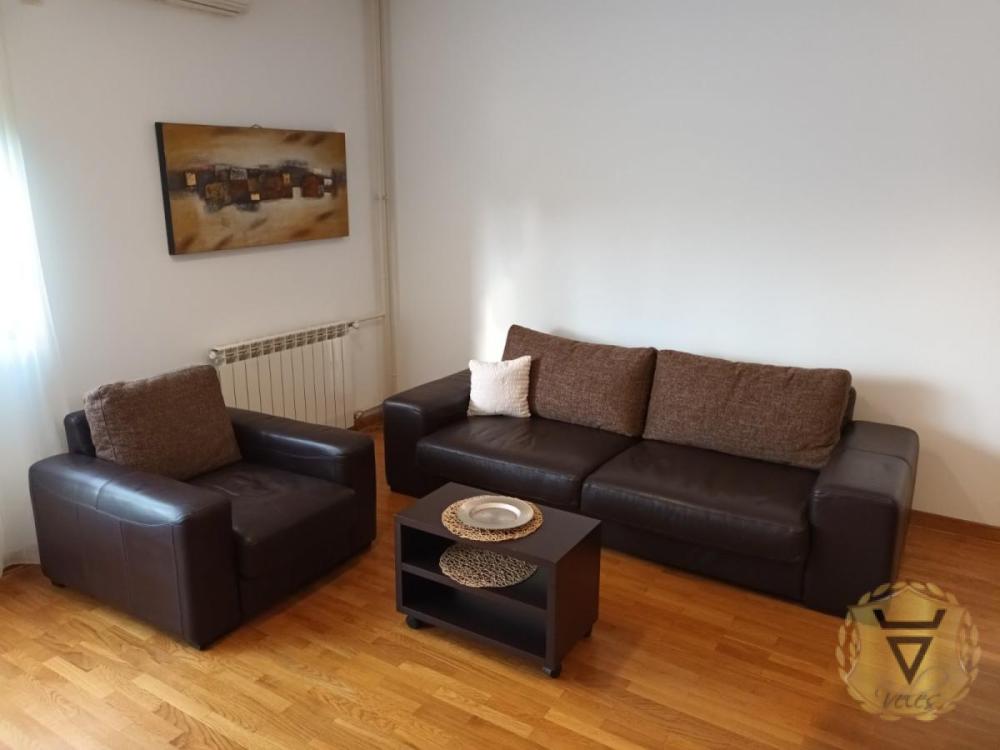 Slika 1 - Dvosoban stan za izdavanje, 52m2, 650€